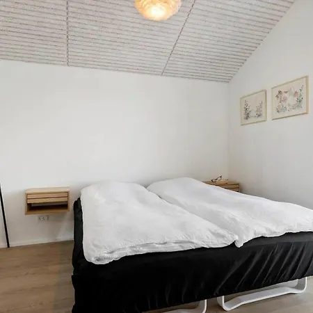 Ln1978-hjorring-klitbakkevej-8 *